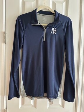 Navy Kids NY Yankees Quarter-Zip Team Pullover!